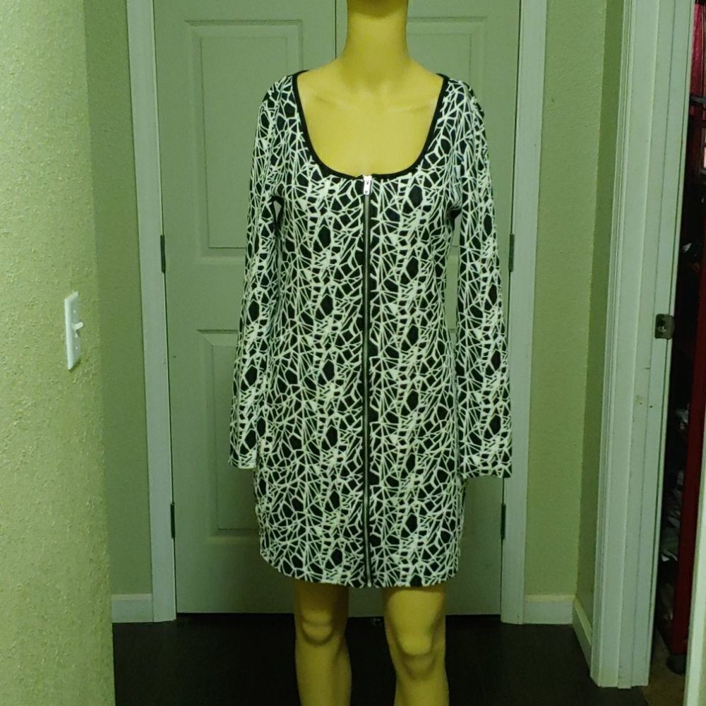 Beautiful black and white dress